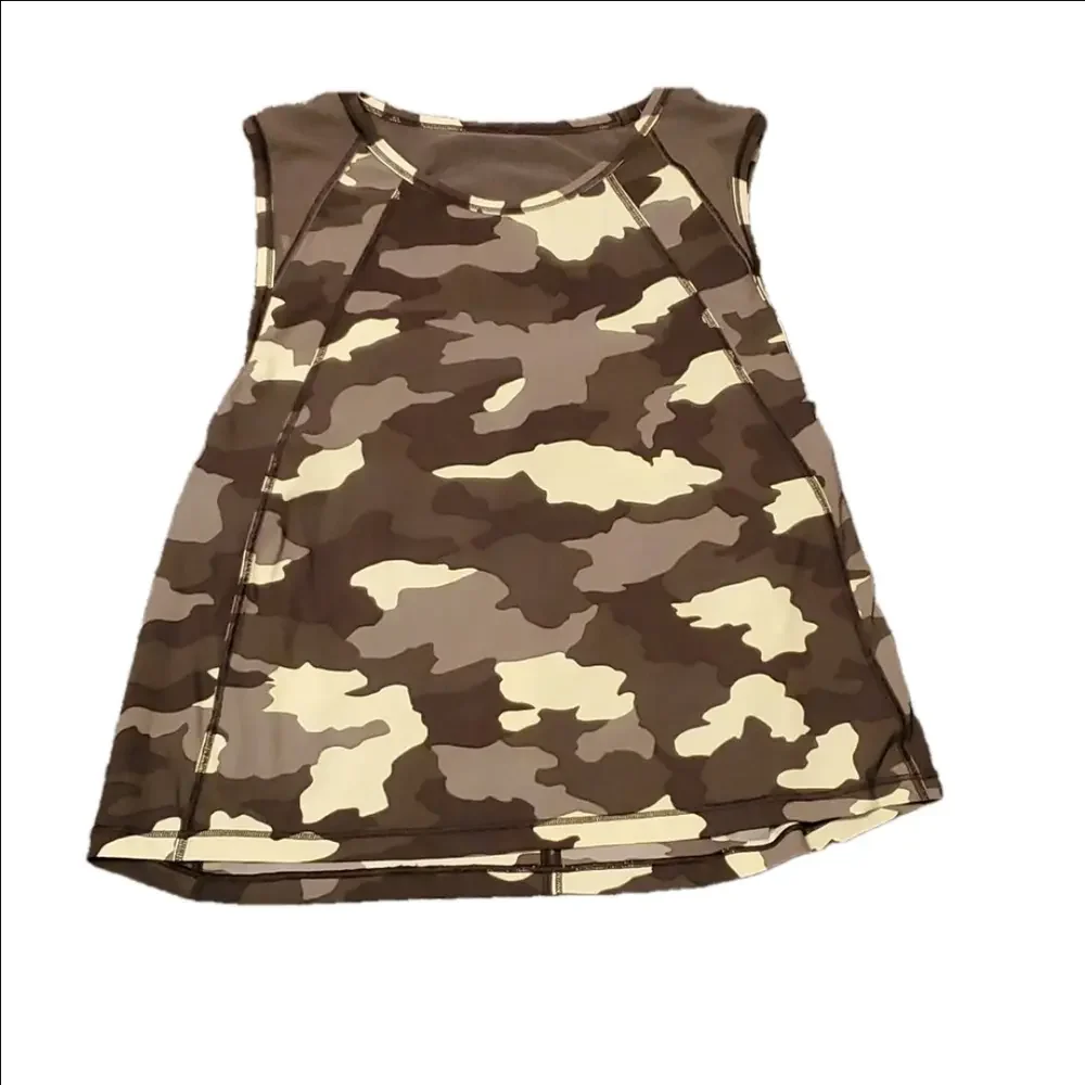 #117 Lululemon camo tank t134